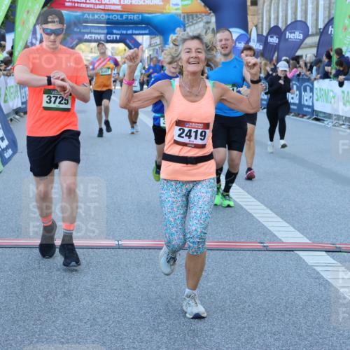 01.09.2024 - BARMER Alsterlauf Strokosch-Dieckow http://msf.ph/oto/6889894 01.09.2024 10:00:42 Ziel 2330, 2419, 2612, 2652, 3078, 3541, 3725, 3834, 3836, 4263, 4553, 4739, 4744, 8007, 8044, 8046, 8054, 8086, 8088, 8338 meine-sportfotos.de