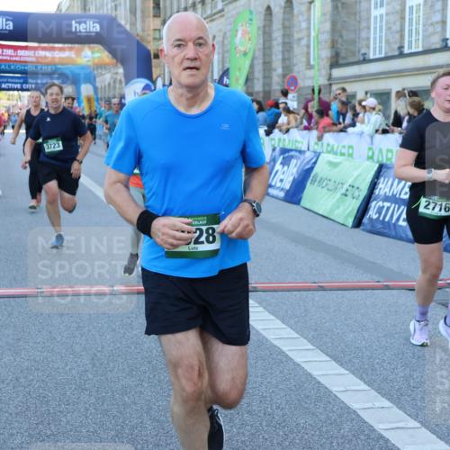 01.09.2024 - BARMER Alsterlauf Strokosch-Dieckow http://msf.ph/oto/6889905 01.09.2024 10:03:32 Ziel 2267, 2343, 2681, 2716, 2745, 2774, 2917, 2961, 2962, 3061, 3063, 3242, 3389, 3600, 3723, 3839, 3930, 4028, 4039, 4656, 4961, 5053, 8041, 8282 meine-sportfotos.de