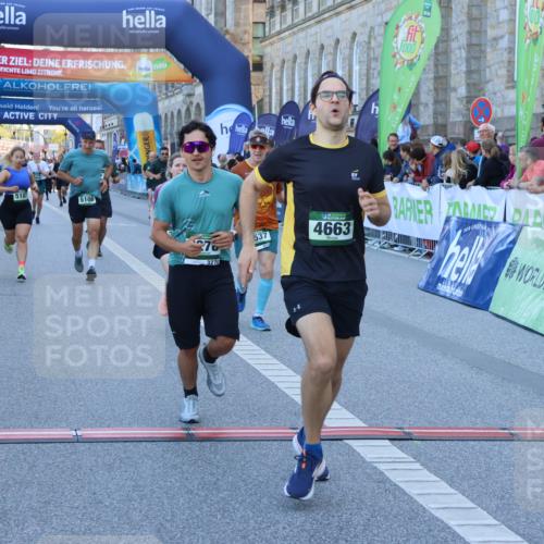 01.09.2024 - BARMER Alsterlauf Strokosch-Dieckow http://msf.ph/oto/6889915 01.09.2024 10:00:54 Ziel 2605, 2901, 3278, 3312, 3630, 3854, 4395, 4537, 4553, 4612, 4663, 4715, 5023, 5106, 5107, 8044, 8046, 8338 meine-sportfotos.de