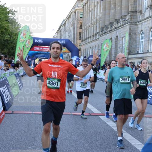 01.09.2024 - BARMER Alsterlauf Strokosch-Dieckow http://msf.ph/oto/6889924 01.09.2024 10:03:42 Ziel 2343, 2583, 2615, 2703, 2917, 2961, 3061, 3063, 3420, 3421, 3678, 4208, 4961, 5121, 5166, 5190, 8041, 8246, 8356 meine-sportfotos.de