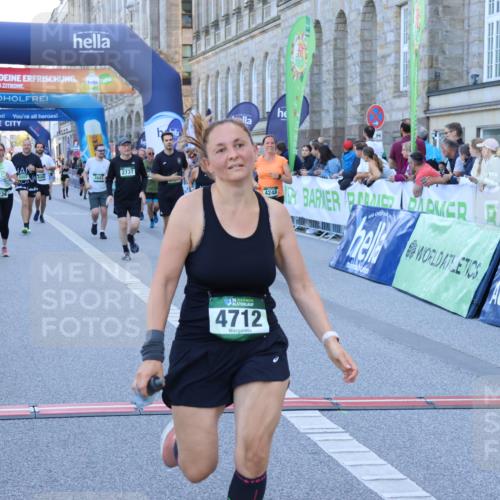 01.09.2024 - BARMER Alsterlauf Strokosch-Dieckow http://msf.ph/oto/6889961 01.09.2024 10:04:02 Ziel 2735, 2737, 2778, 2880, 3279, 3507, 3635, 3823, 3843, 4248, 4288, 4712, 5187, 5234, 8066 meine-sportfotos.de