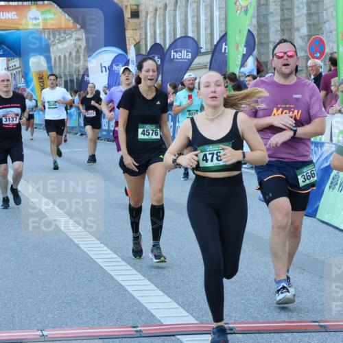 01.09.2024 - BARMER Alsterlauf Strokosch-Dieckow http://msf.ph/oto/6889962 01.09.2024 10:01:12 Ziel 2315, 2486, 2973, 3137, 3328, 3661, 3956, 4576, 4602, 4788, 5028, 8195, 8245, 8302 meine-sportfotos.de