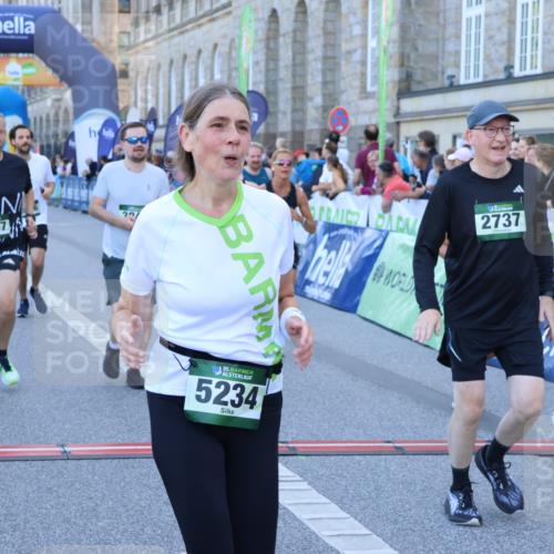 01.09.2024 - BARMER Alsterlauf Strokosch-Dieckow http://msf.ph/oto/6889969 01.09.2024 10:04:06 Ziel 2735, 2737, 2778, 2880, 3279, 3297, 3507, 3635, 3823, 3843, 4248, 4295, 4726, 5234, 8066, 8126 meine-sportfotos.de