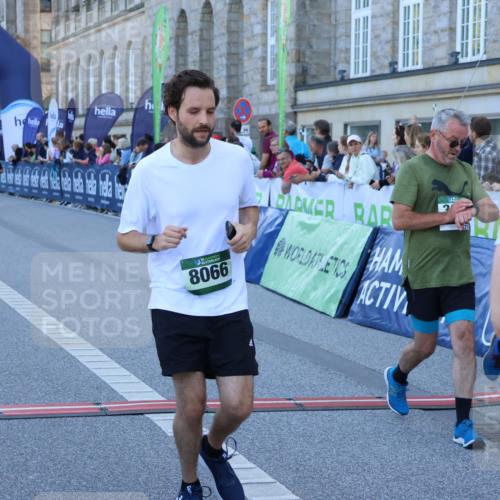 01.09.2024 - BARMER Alsterlauf Strokosch-Dieckow http://msf.ph/oto/6889979 01.09.2024 10:04:09 Ziel 2714, 2778, 2880, 3279, 3297, 3507, 3631, 3632, 3635, 3823, 3843, 4033, 4295, 4726, 8066, 8126 meine-sportfotos.de