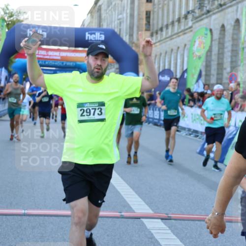 01.09.2024 - BARMER Alsterlauf Strokosch-Dieckow http://msf.ph/oto/6889980 01.09.2024 10:01:21 Ziel 2004, 2040, 2250, 2315, 2486, 2935, 2973, 3170, 3329, 3957, 3968, 4191, 4192, 4354, 4466, 4559, 4695, 5224, 5225, 8073, 8302, 8363 meine-sportfotos.de