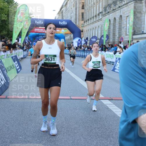 01.09.2024 - BARMER Alsterlauf Strokosch-Dieckow http://msf.ph/oto/6890000 01.09.2024 10:04:18 Ziel 2008, 2714, 3052, 3631, 3632, 3887, 3889, 4033, 4082, 4295, 4726, 4806, 4807, 4851, 5025 meine-sportfotos.de