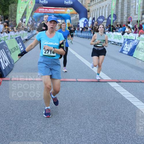 01.09.2024 - BARMER Alsterlauf Strokosch-Dieckow http://msf.ph/oto/6890007 01.09.2024 10:04:21 Ziel 2008, 2692, 2714, 3052, 3732, 3887, 3889, 4082, 4506, 4806, 4807, 4851, 5025, 8365 meine-sportfotos.de