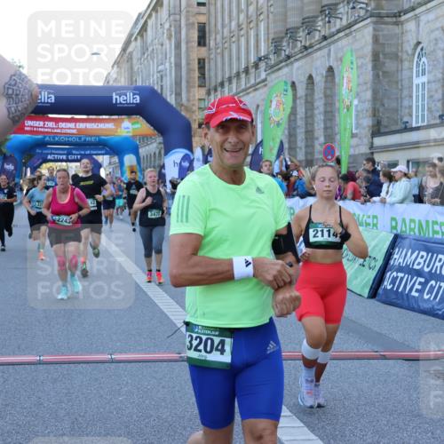01.09.2024 - BARMER Alsterlauf Strokosch-Dieckow http://msf.ph/oto/6890008 01.09.2024 10:01:38 Ziel 2006, 2114, 2152, 2243, 2513, 2890, 2891, 3057, 3058, 3142, 3204, 3208, 3209, 3472, 3590, 4182, 4647, 4766, 5261, 5264 meine-sportfotos.de