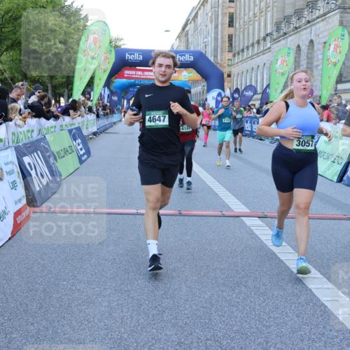 01.09.2024 - BARMER Alsterlauf Strokosch-Dieckow http://msf.ph/oto/6890020 01.09.2024 10:01:46 Ziel 2122, 2152, 2208, 2356, 2357, 2762, 2763, 3057, 3058, 3093, 3102, 3123, 3702, 4182, 4311, 4500, 4628, 4647, 4745, 4923, 5141, 5207 meine-sportfotos.de