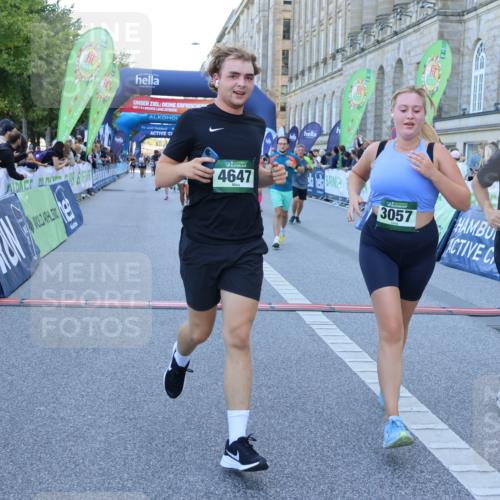 01.09.2024 - BARMER Alsterlauf Strokosch-Dieckow http://msf.ph/oto/6890022 01.09.2024 10:01:46 Ziel 2122, 2152, 2208, 2356, 2357, 2762, 2763, 3057, 3058, 3093, 3102, 3123, 3702, 4182, 4311, 4500, 4628, 4647, 4745, 4923, 5141, 5207 meine-sportfotos.de