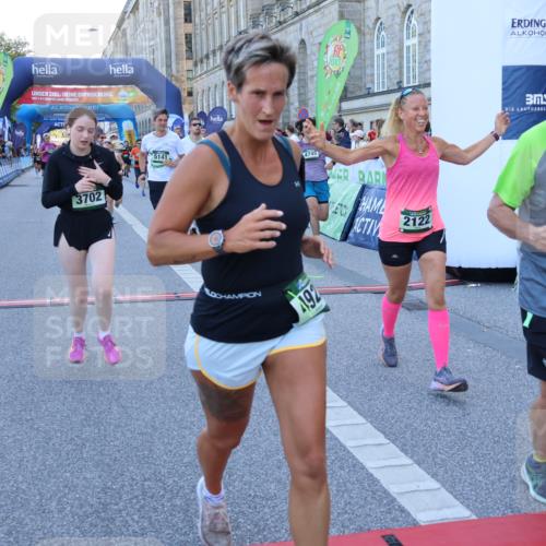 01.09.2024 - BARMER Alsterlauf Strokosch-Dieckow http://msf.ph/oto/6890040 01.09.2024 10:01:51 Ziel 2122, 2208, 2356, 2357, 2762, 2763, 2784, 3093, 3102, 3123, 3537, 3702, 4140, 4158, 4311, 4404, 4500, 4619, 4628, 4745, 4827, 4923, 5141, 5207 meine-sportfotos.de