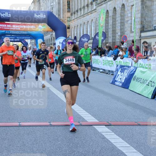 01.09.2024 - BARMER Alsterlauf Strokosch-Dieckow http://msf.ph/oto/6890043 01.09.2024 10:04:34 Ziel 2075, 2217, 2237, 2692, 2776, 3113, 3194, 3449, 3509, 3581, 3582, 3623, 3732, 4164, 4213, 4627, 4814, 4871, 4997, 8235 meine-sportfotos.de