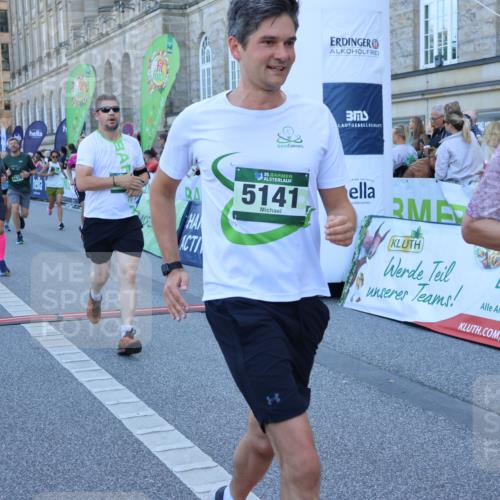 01.09.2024 - BARMER Alsterlauf Strokosch-Dieckow http://msf.ph/oto/6890046 01.09.2024 10:01:53 Ziel 2122, 2208, 2356, 2762, 2763, 2784, 3093, 3123, 3537, 3658, 3702, 4024, 4140, 4158, 4311, 4404, 4500, 4619, 4628, 4745, 4827, 4923, 5141, 5207 meine-sportfotos.de