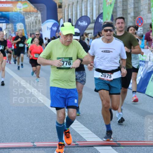 01.09.2024 - BARMER Alsterlauf Strokosch-Dieckow http://msf.ph/oto/6890068 01.09.2024 10:04:44 Ziel 2075, 2217, 2237, 2539, 2609, 2776, 3247, 3368, 3512, 3513, 3680, 3874, 3880, 4078, 4706, 4721, 4804, 4871, 4963, 4997, 8235 meine-sportfotos.de