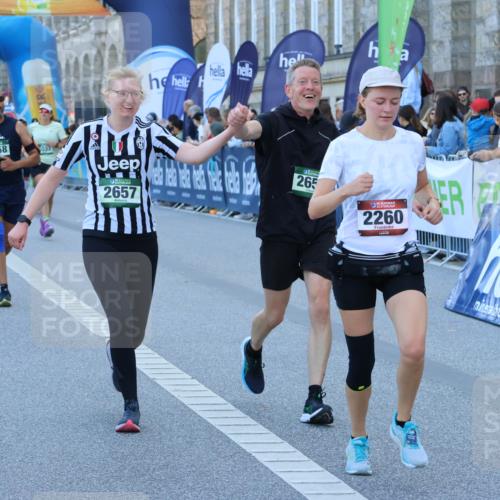 01.09.2024 - BARMER Alsterlauf Strokosch-Dieckow http://msf.ph/oto/6890104 01.09.2024 10:02:25 Ziel 2260, 2656, 2657, 2823, 3350, 3351, 3958, 4169, 4308, 4892, 5037, 8130 meine-sportfotos.de