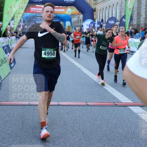 01.09.2024 - BARMER Alsterlauf Strokosch-Dieckow http://msf.ph/oto/6890118 01.09.2024 10:05:11 Ziel 2096, 2385, 2478, 2733, 2748, 2845, 3172, 3237, 3257, 3492, 3740, 3785, 3786, 4030, 4042, 4094, 4219, 4313, 4421, 4530, 4616, 4660, 4940, 4950, 4965, 8225 meine-sportfotos.de