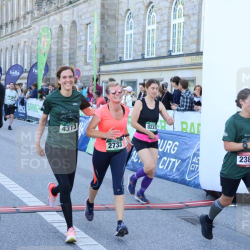 01.09.2024 - BARMER Alsterlauf Strokosch-Dieckow http://msf.ph/oto/6890123 01.09.2024 10:05:12 Ziel 2096, 2385, 2478, 2733, 2748, 2845, 3172, 3237, 3492, 3740, 3785, 3786, 4030, 4042, 4094, 4219, 4313, 4421, 4530, 4616, 4660, 4940, 4950, 4965, 8225 meine-sportfotos.de