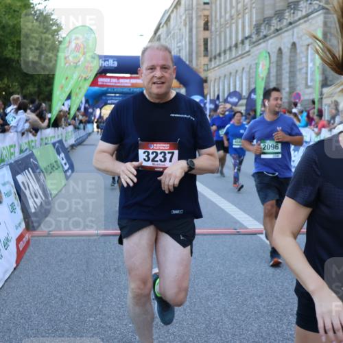 01.09.2024 - BARMER Alsterlauf Strokosch-Dieckow http://msf.ph/oto/6890136 01.09.2024 10:05:18 Ziel 2096, 2478, 2494, 2746, 2748, 2845, 3172, 3232, 3237, 3607, 3740, 3785, 3786, 3985, 4030, 4042, 4094, 4421, 4530, 4535, 4616, 4660, 4965, 5154, 5182, 5185, 5194, 8333 meine-sportfotos.de