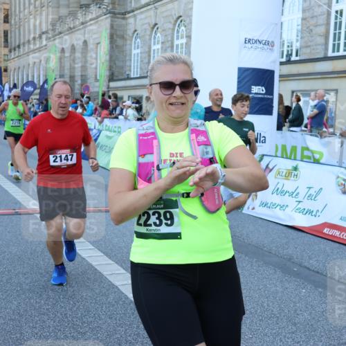 01.09.2024 - BARMER Alsterlauf Strokosch-Dieckow http://msf.ph/oto/6890178 01.09.2024 10:05:35 Ziel 2041, 2147, 2219, 2239, 2488, 2489, 2589, 2672, 3023, 3173, 3601, 3602, 3745, 3807, 3812, 4901, 8226 meine-sportfotos.de