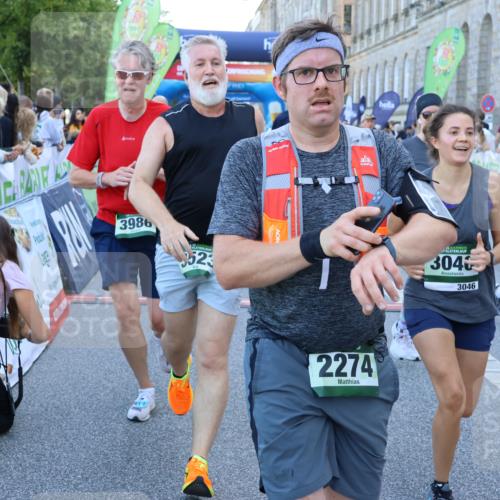 01.09.2024 - BARMER Alsterlauf Strokosch-Dieckow http://msf.ph/oto/6890183 01.09.2024 10:02:45 Ziel 2274, 2555, 2740, 2884, 3046, 3072, 3308, 3373, 3393, 3523, 3593, 3759, 3805, 3860, 3928, 3986, 4026, 4046, 4175, 4176, 4216, 4378, 4507, 4841, 4906, 5145, 5238, 8296 meine-sportfotos.de