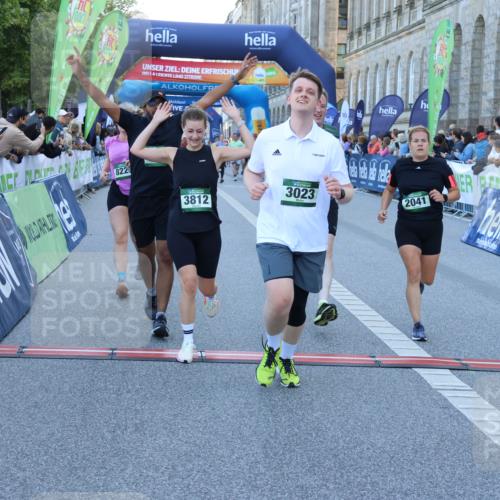 01.09.2024 - BARMER Alsterlauf Strokosch-Dieckow http://msf.ph/oto/6890184 01.09.2024 10:05:39 Ziel 2041, 2205, 2219, 2488, 2489, 2589, 2672, 3023, 3745, 3807, 3812, 4010, 4011, 4734, 4934, 5278, 8110, 8226, 8334 meine-sportfotos.de