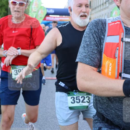 01.09.2024 - BARMER Alsterlauf Strokosch-Dieckow http://msf.ph/oto/6890187 01.09.2024 10:02:46 Ziel 2227, 2274, 2275, 2555, 2740, 2884, 3046, 3072, 3162, 3308, 3373, 3393, 3523, 3593, 3759, 3805, 3860, 3928, 3986, 4026, 4046, 4175, 4176, 4216, 4378, 4507, 4841, 4906, 5145, 8296 meine-sportfotos.de