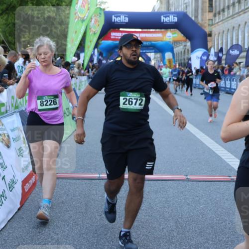 01.09.2024 - BARMER Alsterlauf Strokosch-Dieckow http://msf.ph/oto/6890194 01.09.2024 10:05:41 Ziel 2041, 2205, 2488, 2489, 2672, 3023, 3807, 3812, 4010, 4011, 4734, 4934, 4939, 5278, 8110, 8226, 8334 meine-sportfotos.de