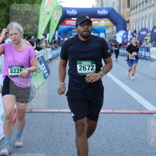 01.09.2024 - BARMER Alsterlauf Strokosch-Dieckow http://msf.ph/oto/6890195 01.09.2024 10:05:41 Ziel 2041, 2205, 2488, 2489, 2672, 3023, 3807, 3812, 4010, 4011, 4734, 4934, 4939, 5278, 8110, 8226, 8334 meine-sportfotos.de