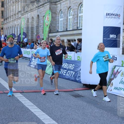 01.09.2024 - BARMER Alsterlauf Strokosch-Dieckow http://msf.ph/oto/6890199 01.09.2024 10:02:57 Ziel 2047, 2227, 2275, 2790, 2915, 3162, 3228, 3422, 3465, 4046, 4630, 4912, 4966, 4977, 5131, 8215, 8244 meine-sportfotos.de