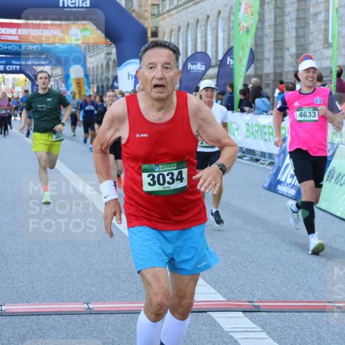 01.09.2024 - BARMER Alsterlauf Strokosch-Dieckow http://msf.ph/oto/6890211 01.09.2024 10:05:53 Ziel 2169, 2292, 2499, 2983, 3005, 3034, 3199, 3331, 3627, 3665, 3682, 3769, 3835, 4517, 4633, 4798, 4801, 4854, 4939, 5021, 5066, 5180, 8252 meine-sportfotos.de