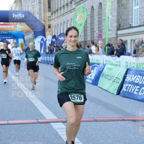 01.09.2024 - BARMER Alsterlauf Strokosch-Dieckow http://msf.ph/oto/6890220 01.09.2024 10:16:29 Ziel 2109, 2121, 2576, 2792, 3549, 3826, 3910, 3911, 8351 meine-sportfotos.de