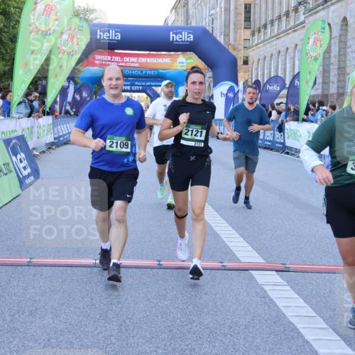 01.09.2024 - BARMER Alsterlauf Strokosch-Dieckow http://msf.ph/oto/6890231 01.09.2024 10:16:32 Ziel 2109, 2115, 2121, 2199, 2792, 3549, 3826, 3910, 3911, 8351 meine-sportfotos.de
