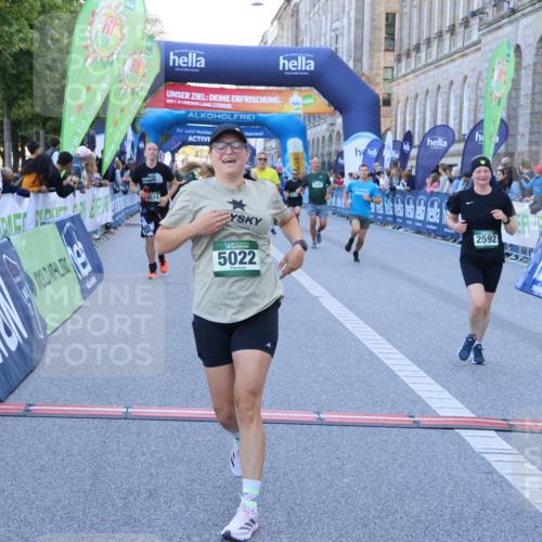 01.09.2024 - BARMER Alsterlauf Strokosch-Dieckow http://msf.ph/oto/6890239 01.09.2024 10:06:06 Ziel 2076, 2170, 2265, 2499, 2592, 2858, 2892, 3161, 3256, 3299, 3436, 3444, 3490, 3514, 4016, 4060, 4465, 4801, 5021, 5022, 5067 meine-sportfotos.de