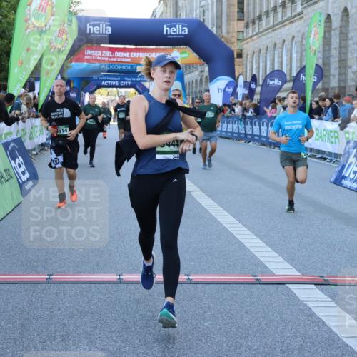 01.09.2024 - BARMER Alsterlauf Strokosch-Dieckow http://msf.ph/oto/6890243 01.09.2024 10:06:07 Ziel 2076, 2170, 2214, 2265, 2592, 2858, 2892, 3161, 3256, 3299, 3436, 3444, 3490, 3514, 4016, 4060, 4465, 5022, 5067 meine-sportfotos.de