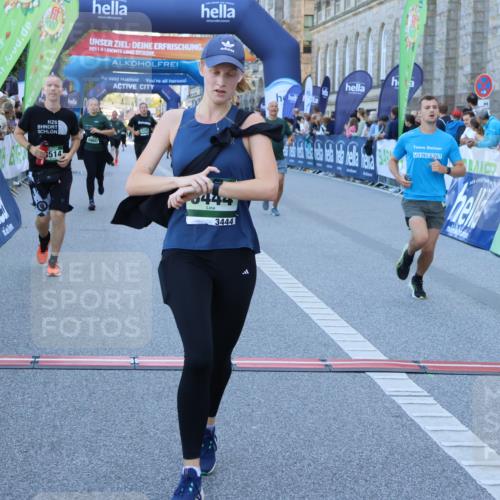 01.09.2024 - BARMER Alsterlauf Strokosch-Dieckow http://msf.ph/oto/6890244 01.09.2024 10:06:08 Ziel 2076, 2170, 2214, 2592, 2892, 3161, 3256, 3299, 3436, 3444, 3490, 3514, 4016, 4060, 4465, 5022, 5067, 5160, 8027 meine-sportfotos.de