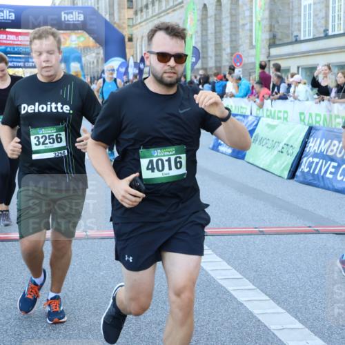 01.09.2024 - BARMER Alsterlauf Strokosch-Dieckow http://msf.ph/oto/6890259 01.09.2024 10:06:13 Ziel 2076, 2214, 2418, 2739, 3062, 3161, 3256, 3299, 3436, 3490, 3944, 4016, 4060, 4465, 4730, 5160, 8027, 8359 meine-sportfotos.de