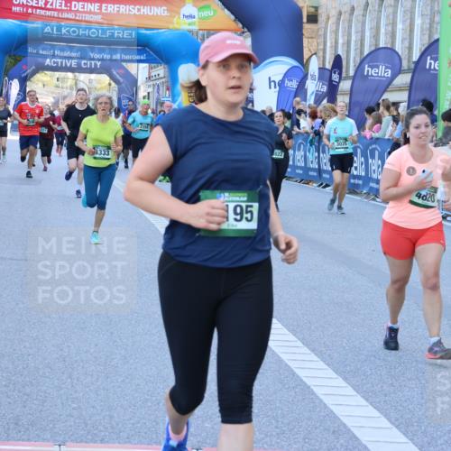 01.09.2024 - BARMER Alsterlauf Strokosch-Dieckow http://msf.ph/oto/6890281 01.09.2024 10:06:27 Ziel 2029, 2351, 2358, 2439, 2670, 2900, 3022, 3025, 3689, 3795, 4089, 4333, 4631, 4648, 4820, 5195, 8017, 8286 meine-sportfotos.de