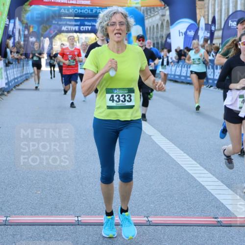 01.09.2024 - BARMER Alsterlauf Strokosch-Dieckow http://msf.ph/oto/6890282 01.09.2024 10:06:31 Ziel 2029, 2351, 2358, 2439, 2464, 2670, 3022, 3025, 3263, 3689, 3795, 4089, 4202, 4333, 4522, 4631, 4755, 4756, 4820, 5058, 8017, 8286 meine-sportfotos.de
