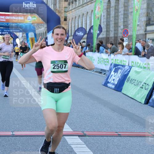 01.09.2024 - BARMER Alsterlauf Strokosch-Dieckow http://msf.ph/oto/6890289 01.09.2024 10:16:53 Ziel 2507, 2536, 2979, 4453, 5112, 5311 meine-sportfotos.de