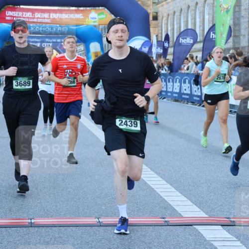 01.09.2024 - BARMER Alsterlauf Strokosch-Dieckow http://msf.ph/oto/6890290 01.09.2024 10:06:33 Ziel 2029, 2213, 2351, 2358, 2439, 2464, 2670, 2853, 3022, 3025, 3088, 3263, 3689, 3795, 4089, 4202, 4333, 4522, 4631, 4755, 4756, 4823, 5058, 8017, 8286, 8324 meine-sportfotos.de