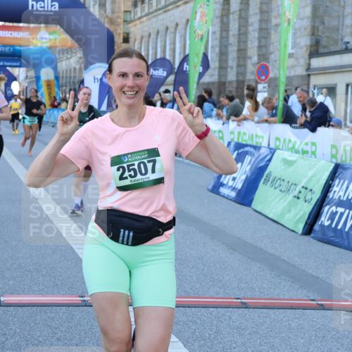 01.09.2024 - BARMER Alsterlauf Strokosch-Dieckow http://msf.ph/oto/6890291 01.09.2024 10:16:53 Ziel 2507, 2536, 2979, 4453, 5112, 5311 meine-sportfotos.de