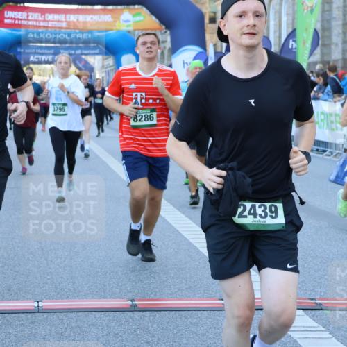 01.09.2024 - BARMER Alsterlauf Strokosch-Dieckow http://msf.ph/oto/6890292 01.09.2024 10:06:34 Ziel 2029, 2213, 2351, 2358, 2439, 2464, 2670, 2853, 3022, 3025, 3088, 3263, 3689, 3795, 4089, 4202, 4522, 4631, 4755, 4756, 4823, 5058, 8017, 8286, 8324 meine-sportfotos.de