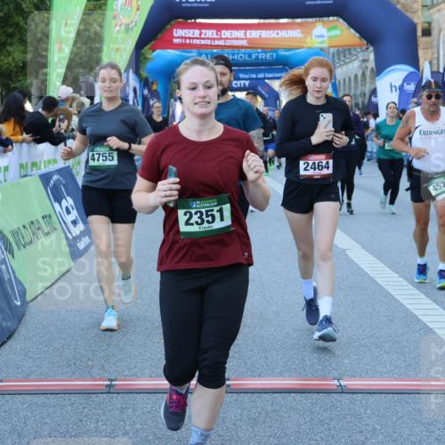 01.09.2024 - BARMER Alsterlauf Strokosch-Dieckow http://msf.ph/oto/6890302 01.09.2024 10:06:39 Ziel 2029, 2213, 2351, 2358, 2464, 2853, 3008, 3088, 3168, 3263, 3443, 3795, 4202, 4522, 4674, 4755, 4756, 4823, 5058, 5113, 8017, 8324 meine-sportfotos.de