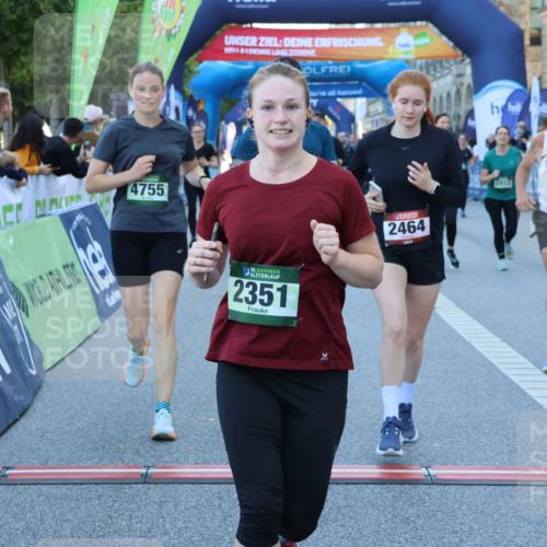 01.09.2024 - BARMER Alsterlauf Strokosch-Dieckow http://msf.ph/oto/6890303 01.09.2024 10:06:39 Ziel 2029, 2213, 2351, 2358, 2464, 2853, 3008, 3088, 3168, 3263, 3443, 3795, 4202, 4522, 4674, 4755, 4756, 4823, 5058, 5113, 8017, 8324 meine-sportfotos.de