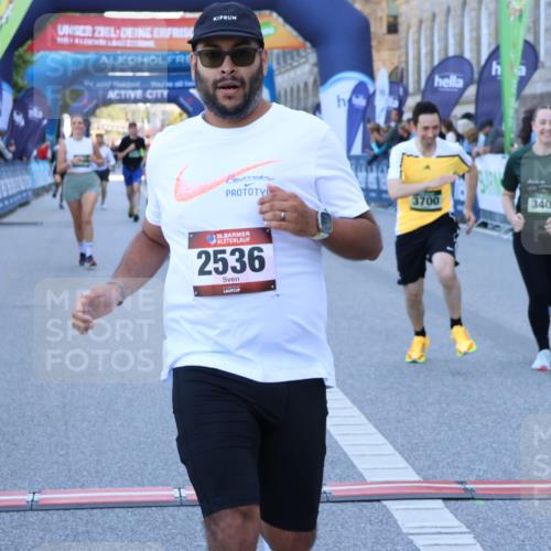 01.09.2024 - BARMER Alsterlauf Strokosch-Dieckow http://msf.ph/oto/6890319 01.09.2024 10:17:04 Ziel 2143, 2536, 2614, 2881, 2974, 2975, 3407, 3639, 3700, 4186, 5156, 5312, 8219, 8309 meine-sportfotos.de