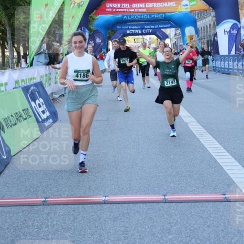 01.09.2024 - BARMER Alsterlauf Strokosch-Dieckow http://msf.ph/oto/6890331 01.09.2024 10:17:08 Ziel 2143, 2614, 2881, 2974, 2975, 3639, 4181, 4186, 4690, 5156, 5312, 8219, 8309 meine-sportfotos.de