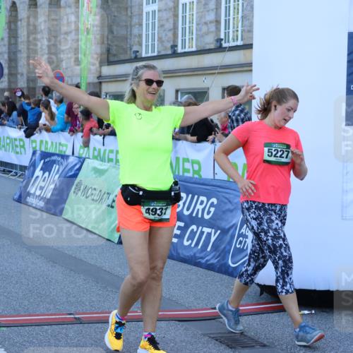 01.09.2024 - BARMER Alsterlauf Strokosch-Dieckow http://msf.ph/oto/6890341 01.09.2024 10:07:01 Ziel 2285, 2718, 2856, 2946, 3313, 3849, 4009, 4037, 4038, 4161, 4459, 4717, 4931, 5227 meine-sportfotos.de