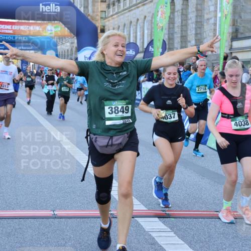 01.09.2024 - BARMER Alsterlauf Strokosch-Dieckow http://msf.ph/oto/6890350 01.09.2024 10:07:04 Ziel 2285, 2547, 2718, 2856, 2946, 2978, 3313, 3849, 4009, 4037, 4038, 4161, 4459, 4717, 5227, 5288 meine-sportfotos.de