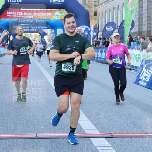 01.09.2024 - BARMER Alsterlauf Strokosch-Dieckow http://msf.ph/oto/6890362 01.09.2024 10:17:21 Ziel 3947, 3948, 4245, 4702, 4870, 4929, 4957, 8231 meine-sportfotos.de