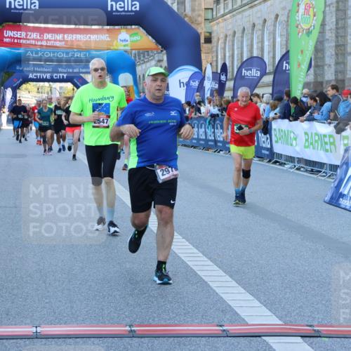 01.09.2024 - BARMER Alsterlauf Strokosch-Dieckow http://msf.ph/oto/6890370 01.09.2024 10:07:13 Ziel 2157, 2298, 2547, 2707, 2772, 2978, 3120, 3649, 4161, 4409, 4459, 4504, 4717, 4918, 5123, 5271, 5288, 8129 meine-sportfotos.de